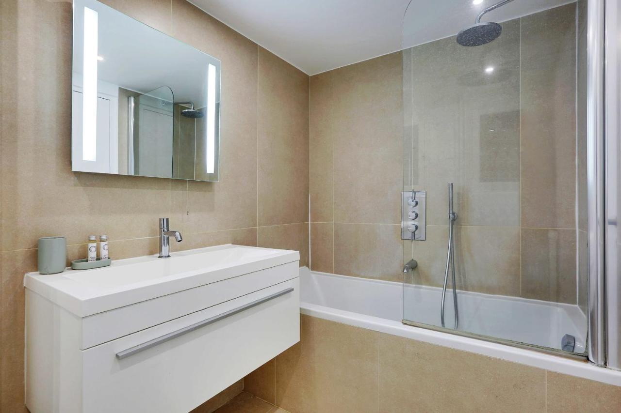 פריז Elegant Apartment - 2Bd-6P - Avenue Montaigne מראה חיצוני תמונה