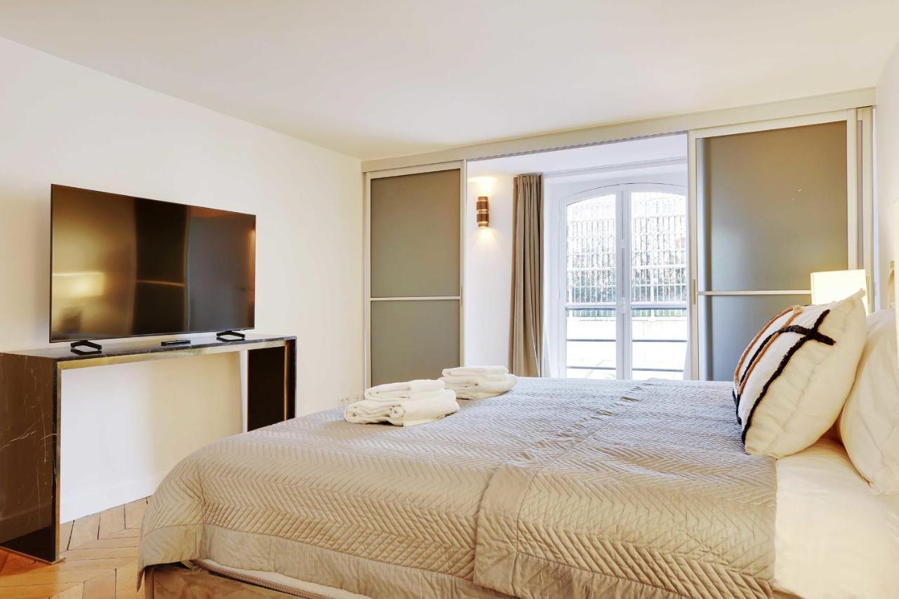 פריז Elegant Apartment - 2Bd-6P - Avenue Montaigne מראה חיצוני תמונה